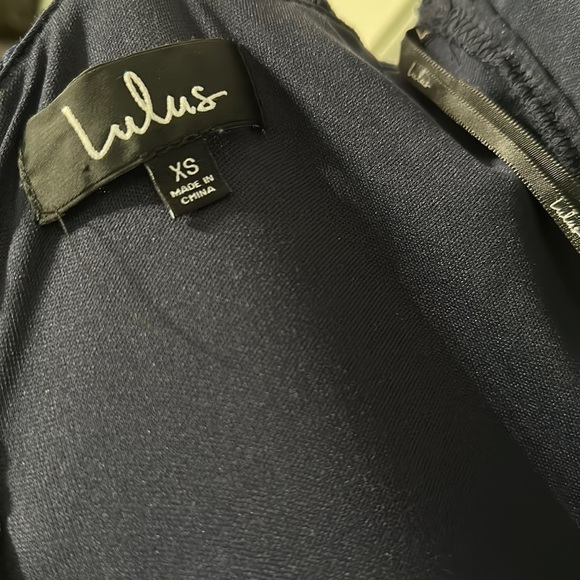 LULU’S Women’s Navy Blue Spaghetti Strap Long Gown Size Extra Small - Picture 5 of 8